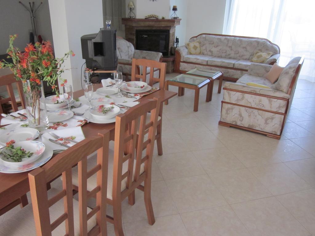 Sunshine Villa Gennadi Zimmer foto